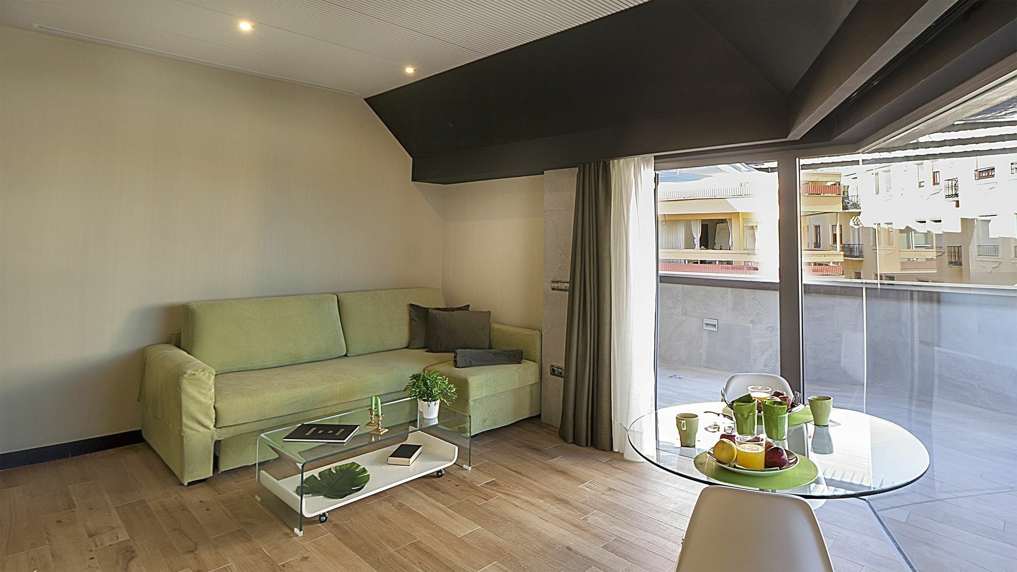 Apartamentos Suites Oficentro Deluxe Málaga Exterior foto